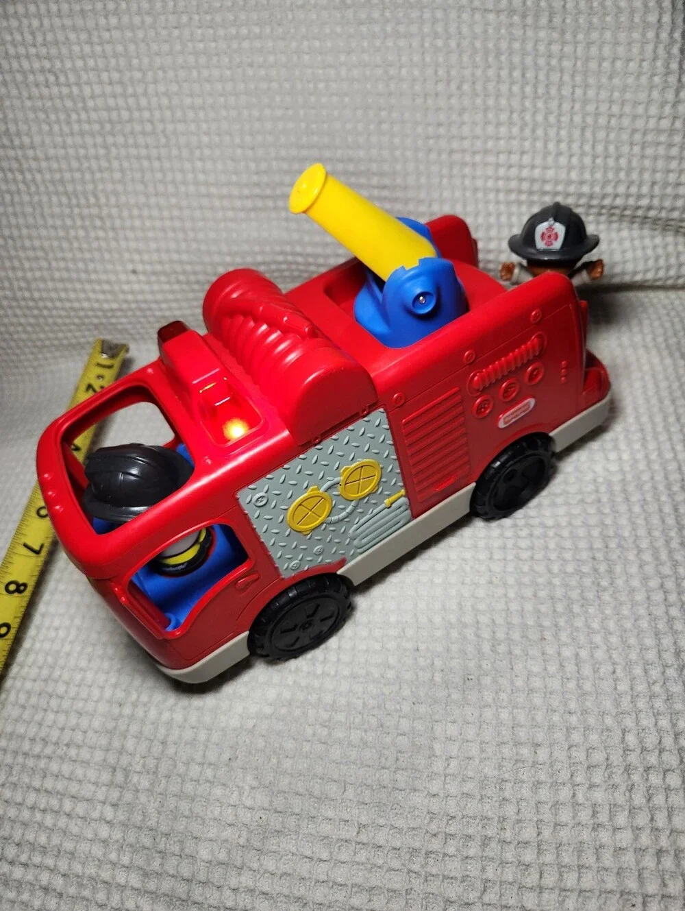 Little People Fisher-Price Red Fire Truck with Two Firefighter Figures